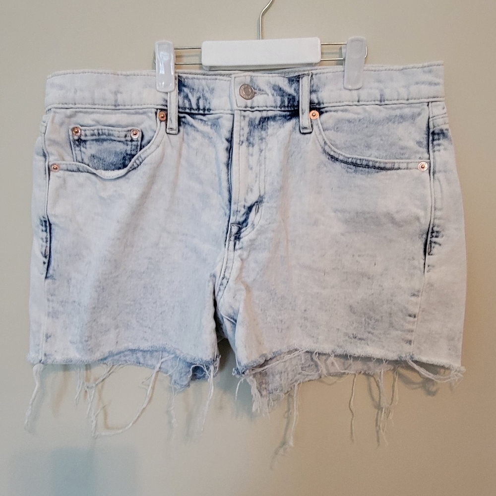 Gap Shorts